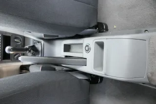 Octavia 1U Mitteltunnel Tunnel Becherhalter Mittelkonsole Zigaretten Anzünd grau - Bild 3