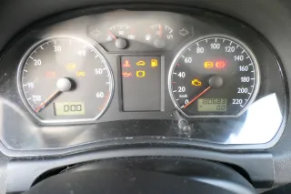 VW Polo 9N Tacho Tachometer Kombiinstrument 180.000km 6Q0920801X 1,4 55kw 63kw - Bild 1