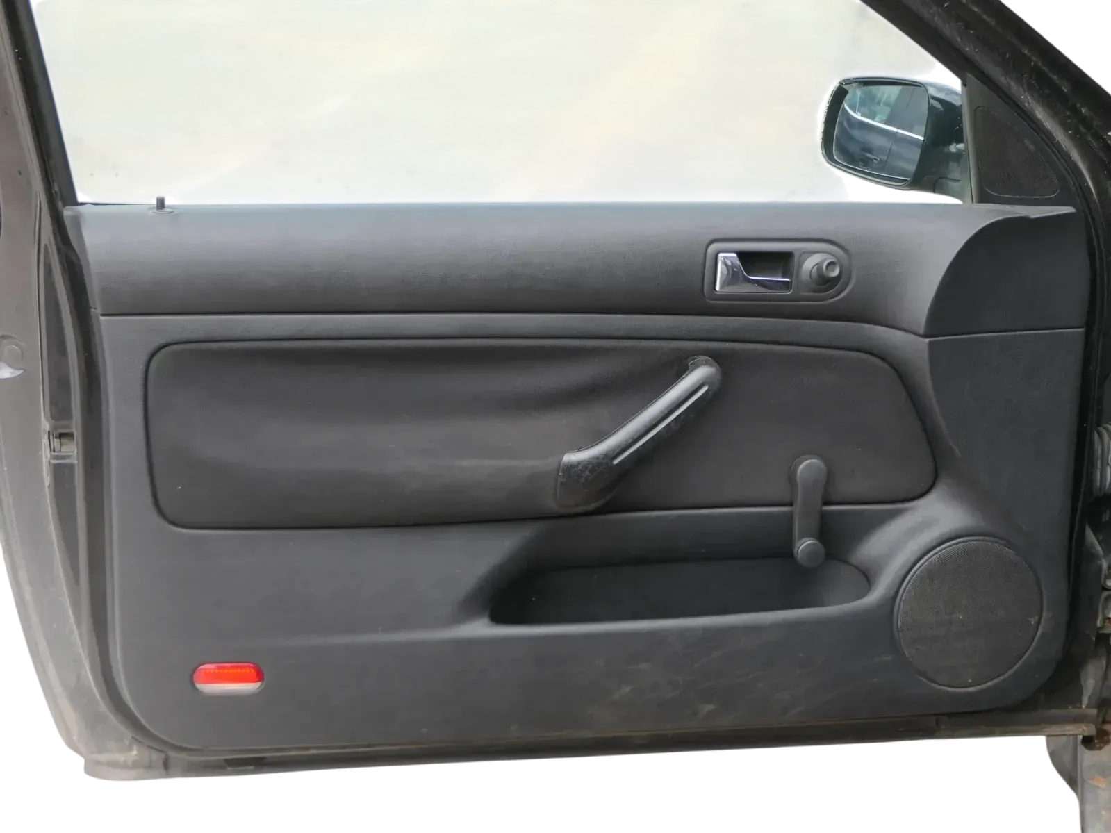 1x Golf 4 Bora Türverkleidung Verkleidung Tür vorne links 2/3-Türer schwarz Grif - Bild 1