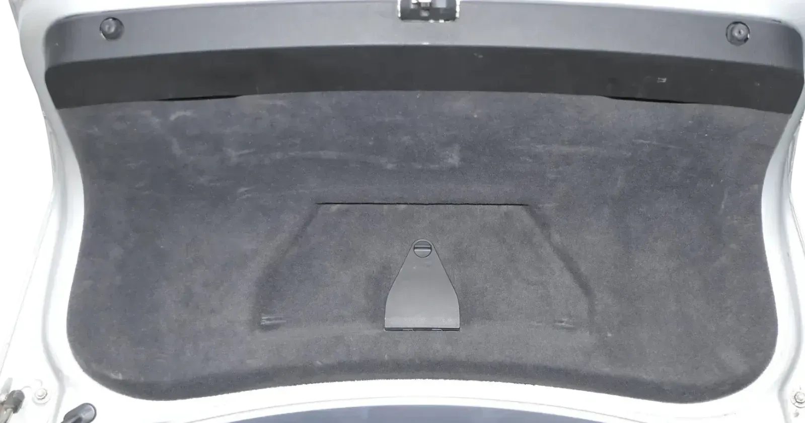 Skoda Superb 3U Limousine Heckklappenverkleidung Verkleidung Heckklappe Abdeckun - Bild 1