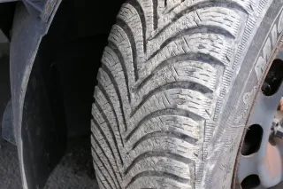 4x VW Golf 4 Bora 195/65 R15 91T Winterreifen M+S Reifen 6jx15H2 ET38  ca. 7-8mm - Bild 2