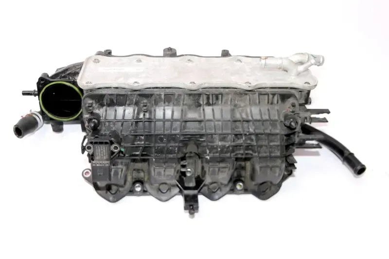 VW Golf 7 5G A3 Audi Ansaugbrücke Ansaugkrümmer 04E129709L CJZB Ladeluft - Bild 1