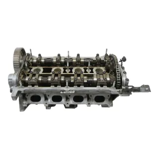 VW Passat 3B A4 Zylinderkopf mit Nockenwellen Ventile AJQ 1,8T APU - Bild 2