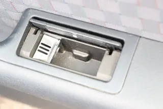 Audi A6 4B Türverkleidung Verkleidung Tür vorne +hinten links rechts swing schwa - Bild 5