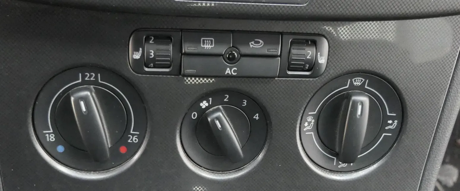 VW Golf 5 Eos Steuergerät Klimaanlage Klimabedienteil 1K0820047HC /HN Heizung - Bild 1