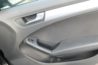 1x A4 8K B8 Türverkleidung Verkleidung Tür vorne rechts schwarz - Bild 2