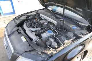 A4 8K B8 A5 8T Motor 2,7 TDI CGKA CGKB OHNE ANBAUTEILE- 189.000km  Automatik - Bild 1