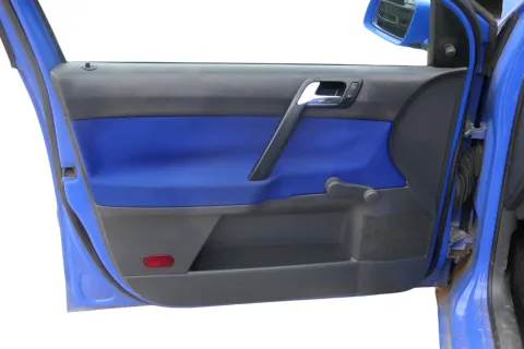 Article YDVM6