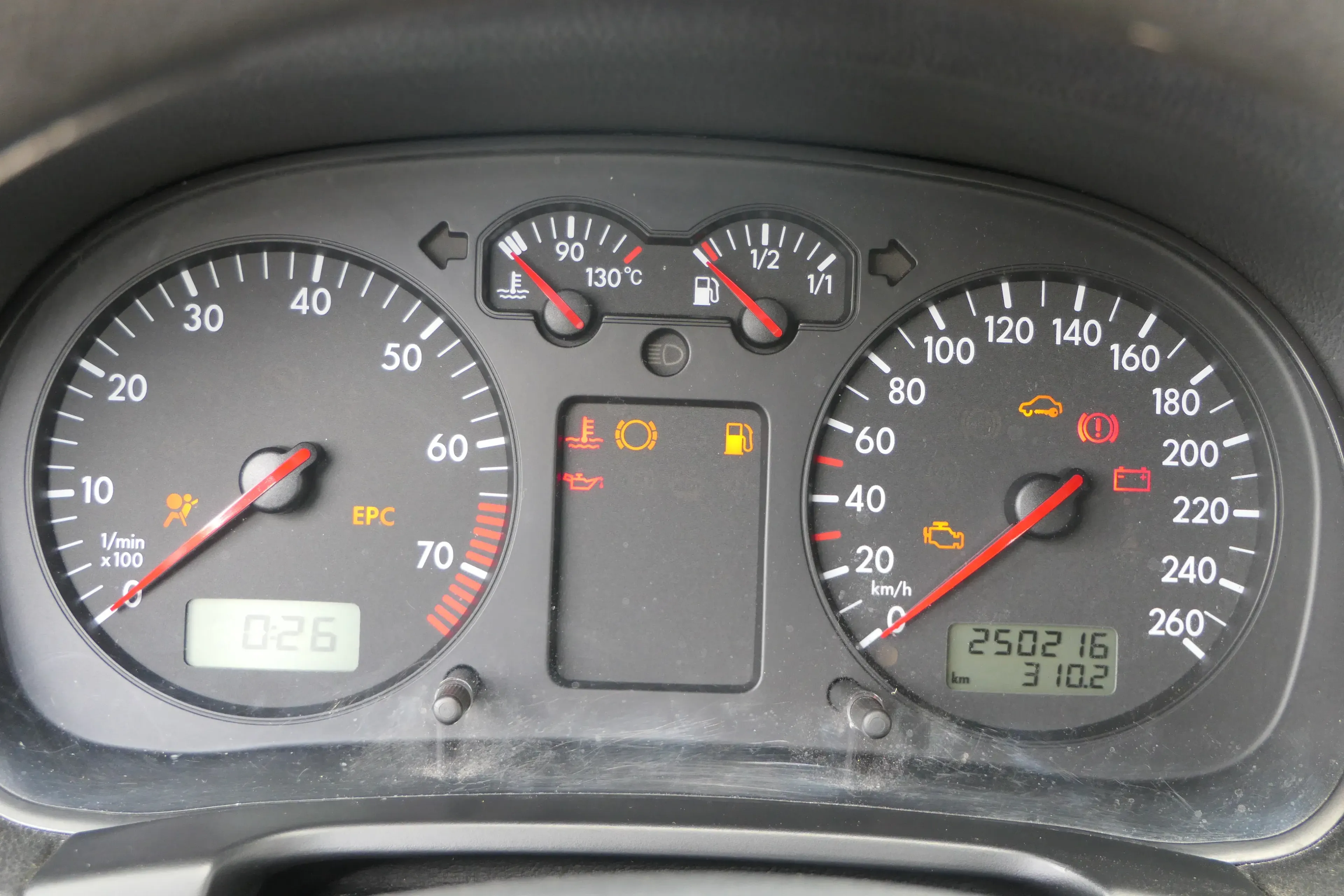 VW Golf 4 Tacho Tachometer Kombiinstrument 250.000km 1J0920806B 1,6-2,8 - Bild 1