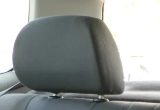 1x VW Polo 6N2 Lupo Kopfstütze hinten dunkel (fast schwarz) rechts/links - Bild 2