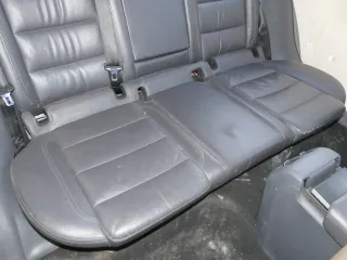 VW Golf 5 V Sitz Sitze hinten Rückbank Rücksitzbank 3 Punkt Gurt Lehne Leder - Bild 3