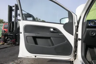 VW Up Mii Türverkleidung Verkleidung Tür vorne links rechts hi schwarz 4/5-Türer - Bild 4