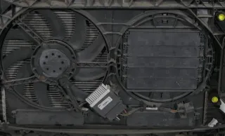 Audi A4 8K Lüfterzarge Lüfter Kühlerlüfter Klimaanlage 8K0121207B + Steuergerät - Bild 1