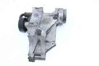 VW Golf 3 Halter Konsole Lichtmaschine Träger 1,9 TDI 90PS 037903143G 037903139M - Bild 1