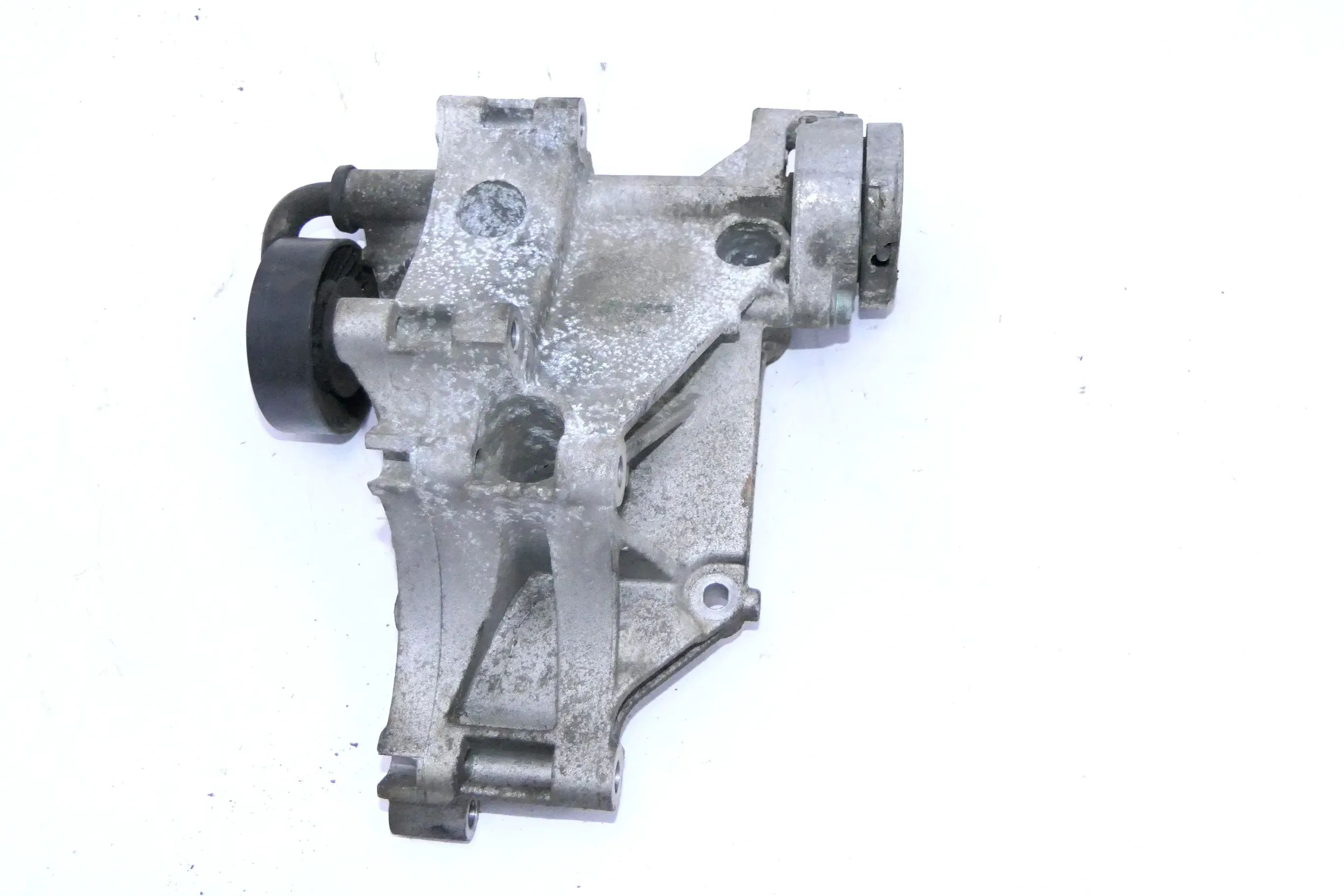 VW Golf 3 Halter Konsole Lichtmaschine Träger 1,9 TDI 90PS 037903143G 037903139M - Bild 1