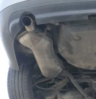 1x Audi A6 4B Quattro Allrad Auspuff Endschalldämpfer links hinten 2,5 TDI - Bild 1