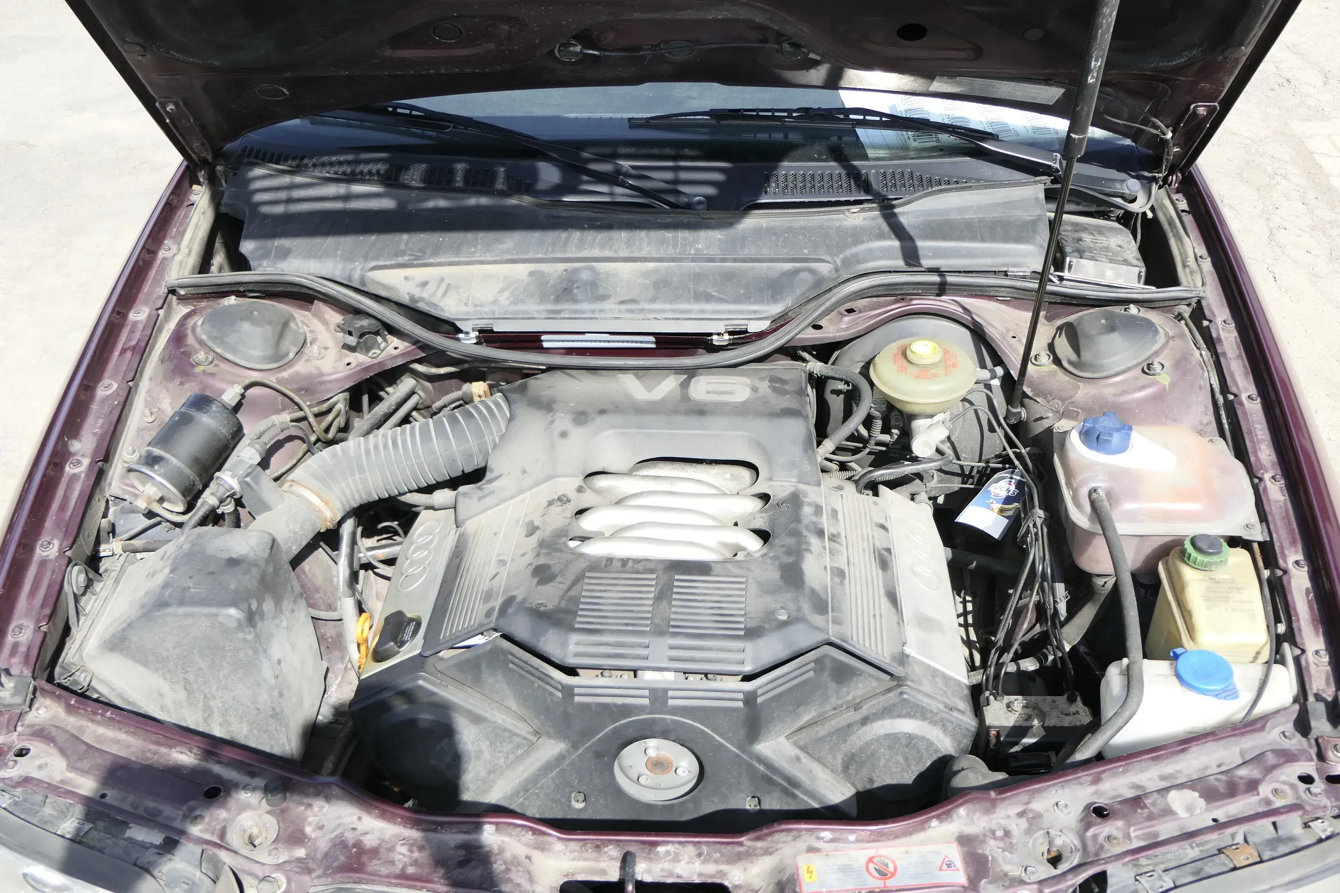 Audi  A4 B5 A6 4A Getriebe CPE 2,6 110kw 150PS V6 (von Motor ABC) ca. 180.000km - Bild 1