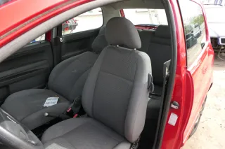 VW Fox Sitz Fahrersitz vorne links OHNEAirbag höhenverstellbar - Bild 2