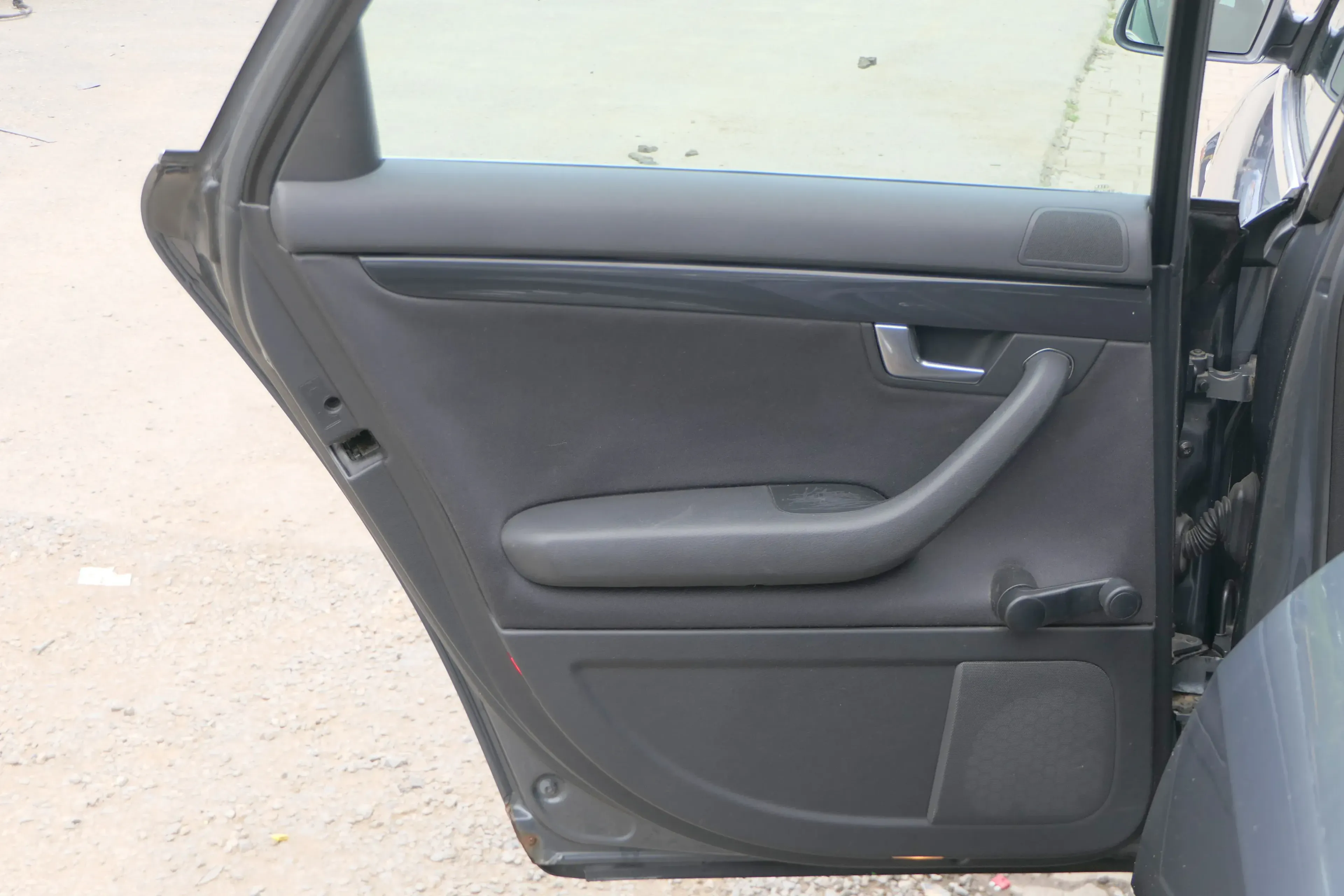 1x A4 8E B6 Türverkleidung Verkleidung Tür hinten links soul schwarz - Bild 1