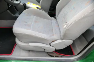 Arosa VW Lupo Sitz vorn links Fahrersitz Höhenverstellung höhenverste dunkel - Bild 3