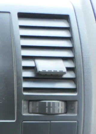 VW T5 Lüftungsdüse Düse Lüftung mitte rechts 7H0815706C - Bild 1