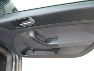 VW Golf Plus 5M 1x Türverkleidung Verkleidung Tür vorne rechts schwarz /anthrazi - Bild 5