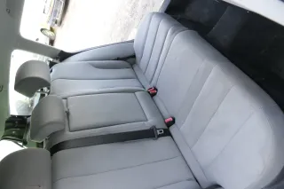 VW Passat 3C Kombi Avant Variant Sitz Rückbank Rücksitzbank Sitze Ski durch grau - Bild 1
