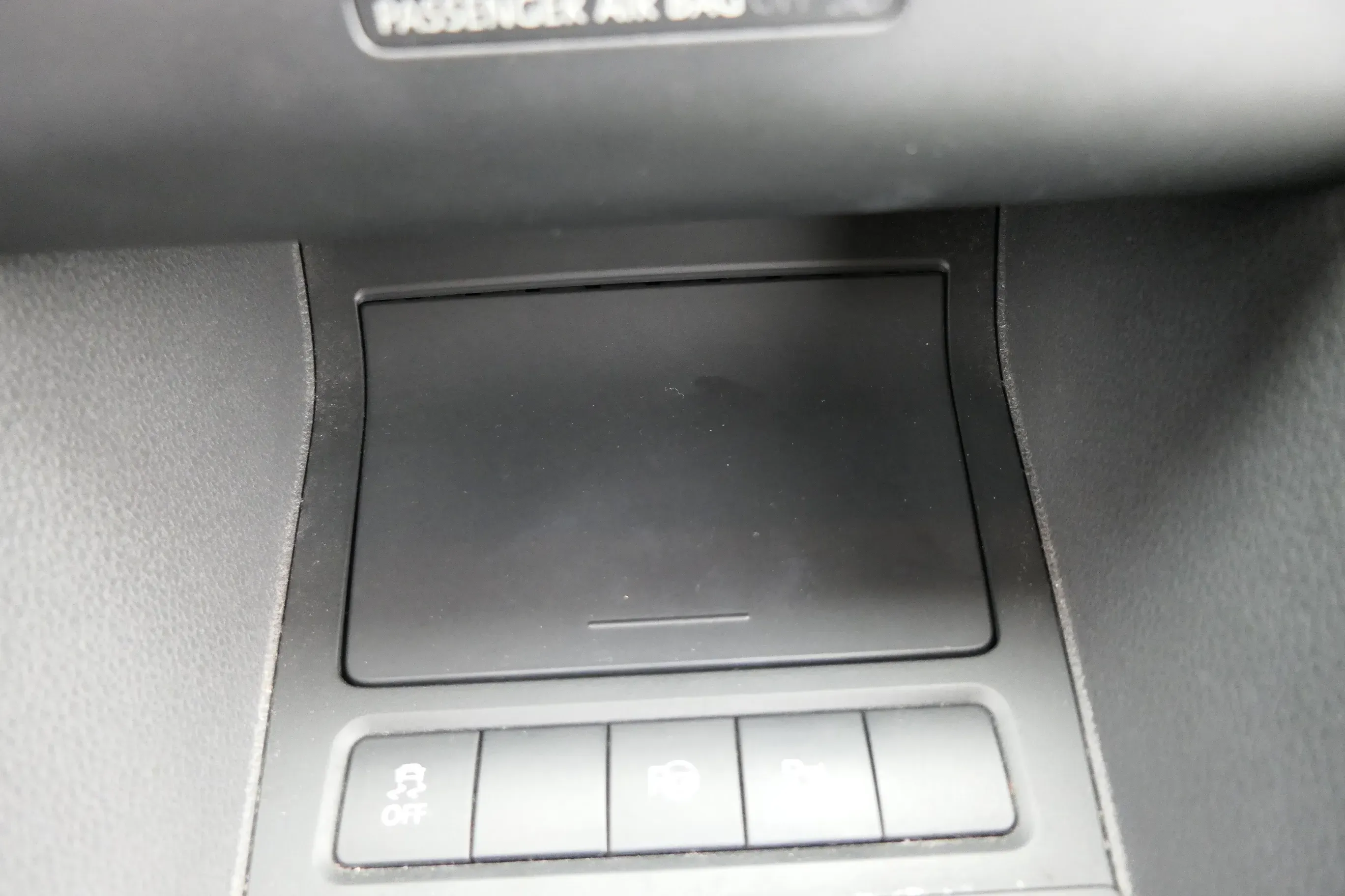 VW Golf 6 5K Ablagefach Zigarettenanzünder 12V vorne 5K0857961A (Aschenbecher) - Bild 1