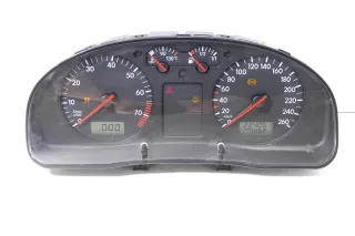 VW Passat 3B Tacho Tachometer Kombiinstrument 224.000km 3B1919860 Benziner - Bild 1