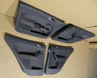 VW Golf Plus 5M 4x Türverkleidung Verkleidung Tür vorne + hinten links schwarz - Bild 3