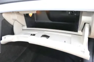 Skoda Octavia 1Z Deckel Klappe für Handschuhfach Handschuhfachdeckel grau achat - Bild 2