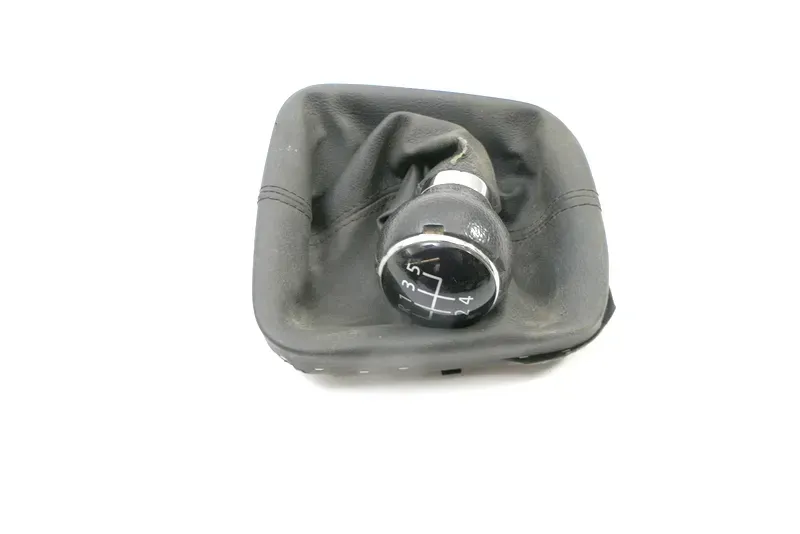 VW Golf 5 Schaltknauf Schaltsack Schaltung Schaltknüppel 5-Gang - Bild 1