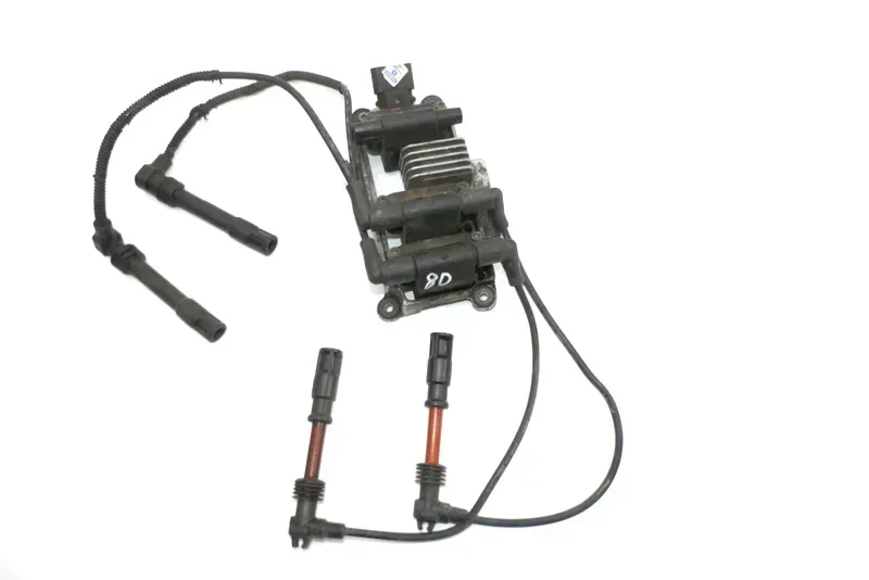 VW Passat 3B Audi A4 B5 2,8 2,6 Benziner Zündspule 078905104 + Zündkabel Kabel - Bild 1