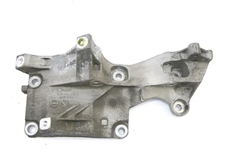 Audi A2 8Z Halter Konsole Lichtmaschine Träger 1.4 TDI 045903143E (Klimaanlage ) - Bild 1