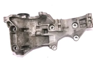 Audi A4 8E  4F Halter Konsole Lichtmaschine Träger 1.9 TDI 03G903139B - Bild 2