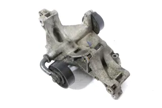 VW Golf 3 Halter Konsole Lichtmaschine Träger 1,9 TDI 90PS 028903139T  1Z AHU - Bild 4