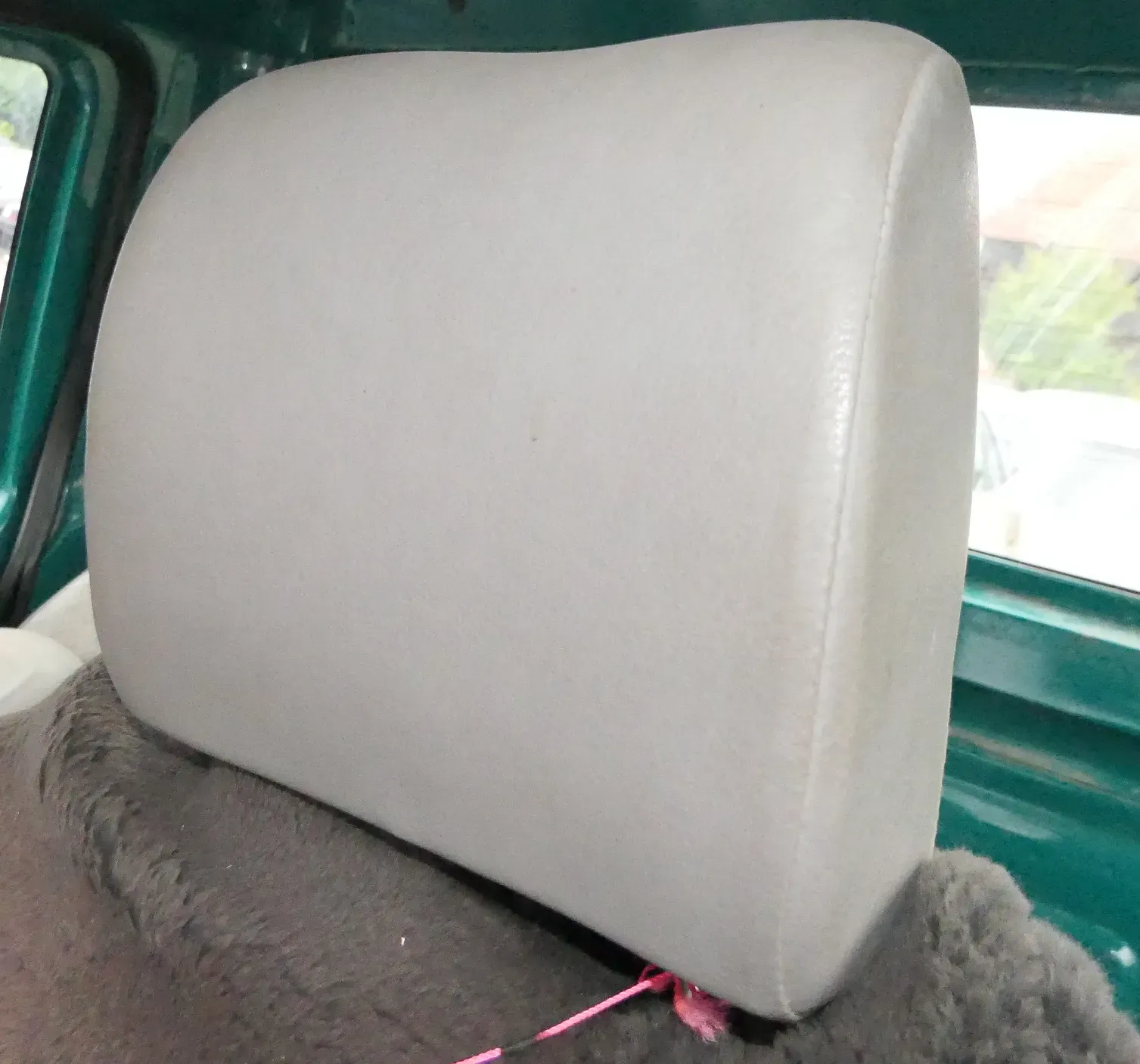 VW T4 Sitz vorne links oder rechts Kopfstütze Kopfstützen - Bild 1