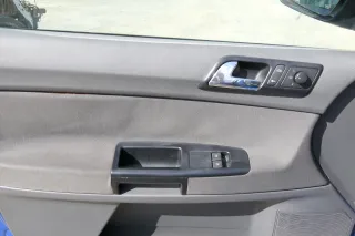 1x VW Polo 9N 9N3 Türverkleidung Verkleidung Tür vorne links  4/5-Türer dunkel - Bild 2