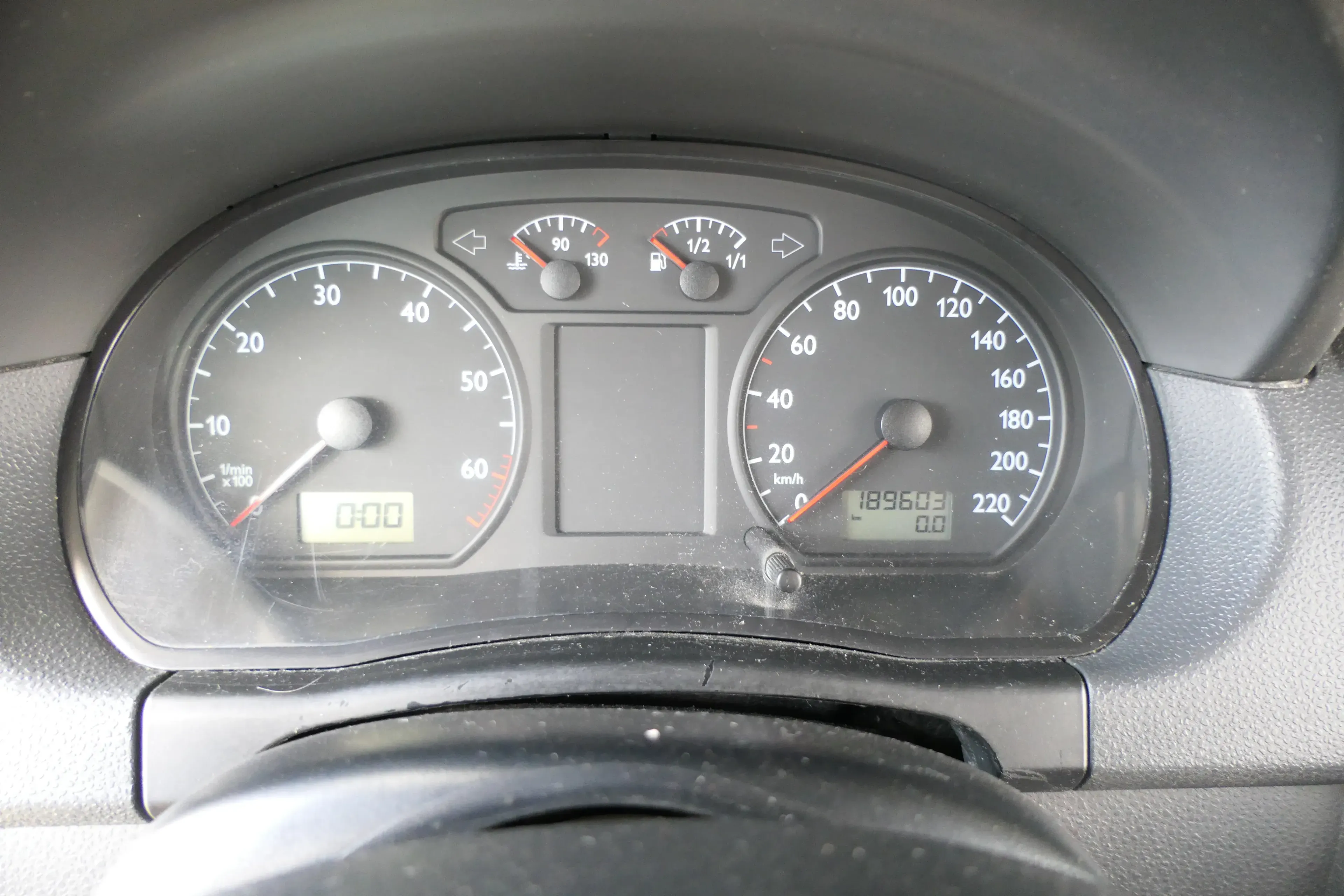 VW Polo 9N Tacho Tachometer Kombiinstrument 189.000km 6Q0920800P 1,2 47kw 40kw - Bild 1