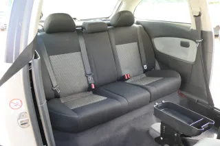 Seat Ibiza 6L Rückbank Rücksitzbank Sitz mit Kopfstütze Sitzbank 3-Punkt Sitze - Bild 3