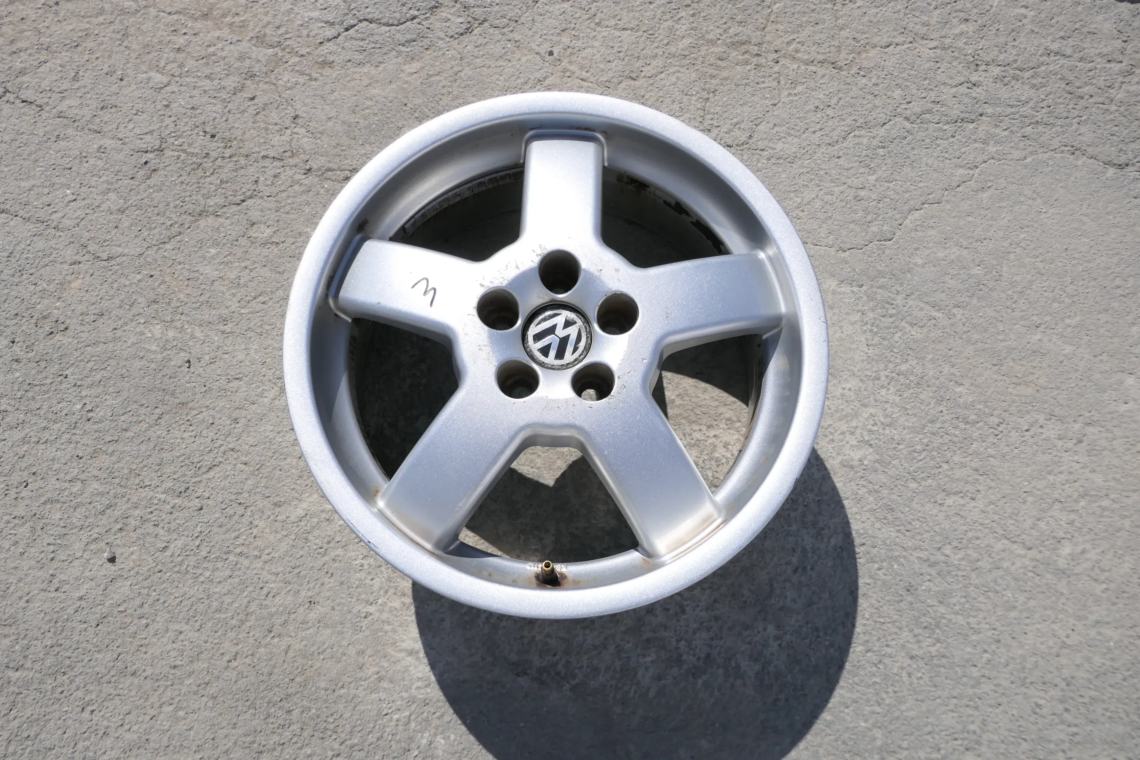 1x Felge Alufelge original VW Golf 4 Bora 6,5jx16H2 ET42   1C0071491     3 - Bild 1