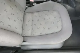VW Caddy 3 2k Sitz Fahrersitz vorne links +rechts Beifahrersitz Sitzheizung - Bild 3