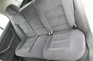 Golf 4 Limousine Sitz Rückbank Rücksitzbank Sitzfläche Sitze Kopfstützen Velour - Bild 4