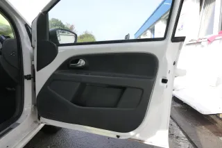 VW Up Mii Türverkleidung Verkleidung Tür vorne links rechts hi schwarz 4/5-Türer - Bild 1