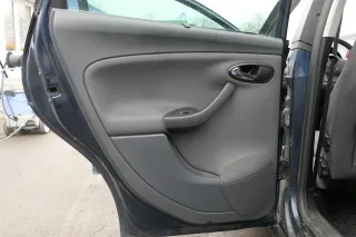 Seat Altea 5P XL Türverkleidung Verkleidung Tür vorne +hinten links Sonnenrollo - Bild 4