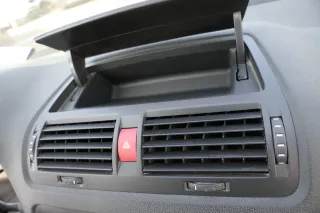 Skoda Octavia 1Z Mittelkonsole Verkleidung Lüftungsdüse Klappe Abdeckung mitte - Bild 2