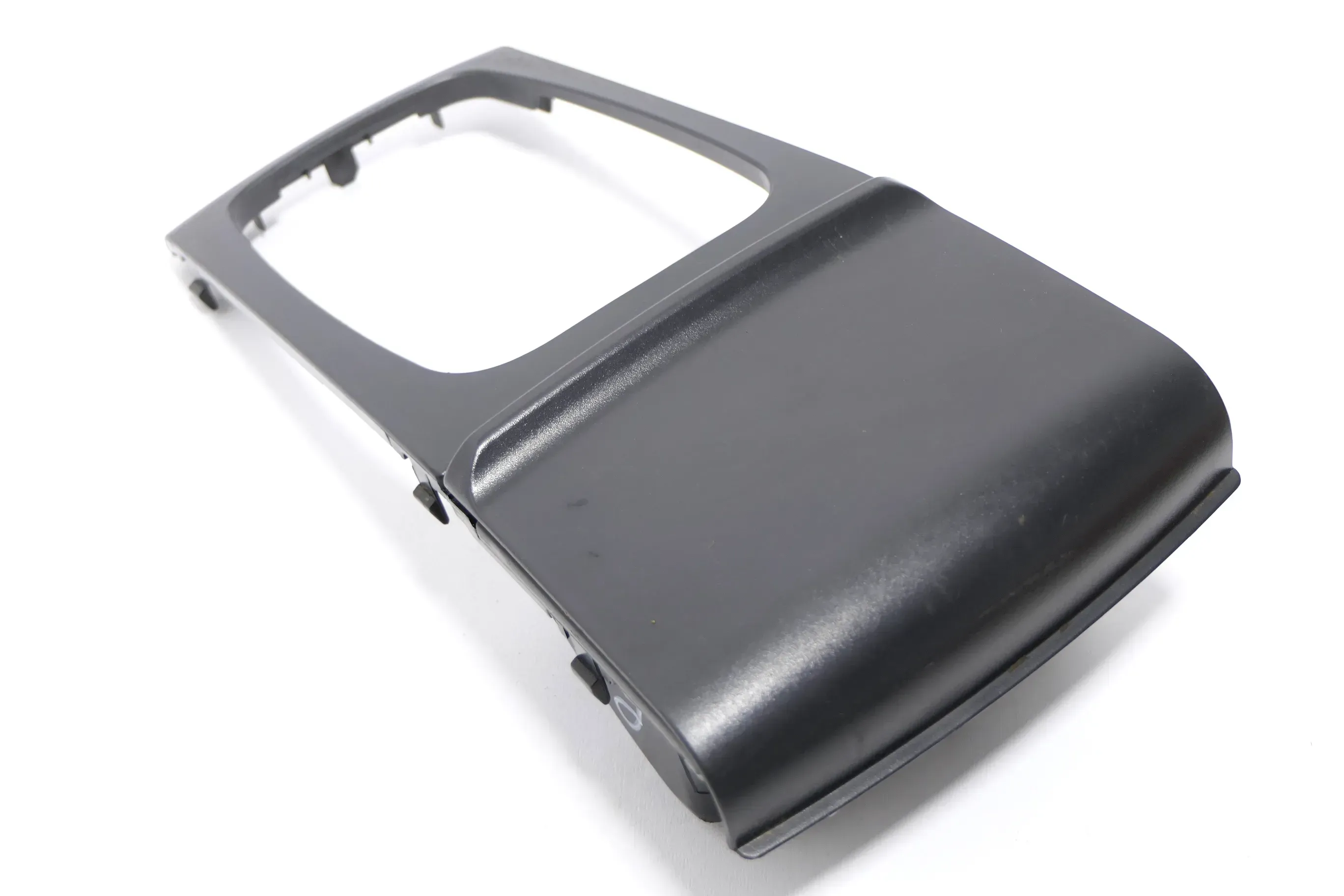 Skoda Fabia 6Y Aschenbecher vorne 6Y0857951 schwarz + Rahmen um Schaltknauf - Bild 1
