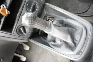 VW Golf 4 Bora Schaltknauf Schaltsack Schaltung Schaltknüppel schwarz 5-Gang - Bild 3