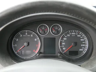 Audi A3 8P Tacho Tachometer Kombiinstrument 314.000km 8P0920930N1,6 BSE - Bild 1