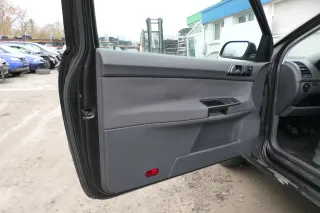 1x VW Polo 9N Türverkleidung Verkleidung Tür vorne links 2/3-Türer Fahrertür - Bild 1